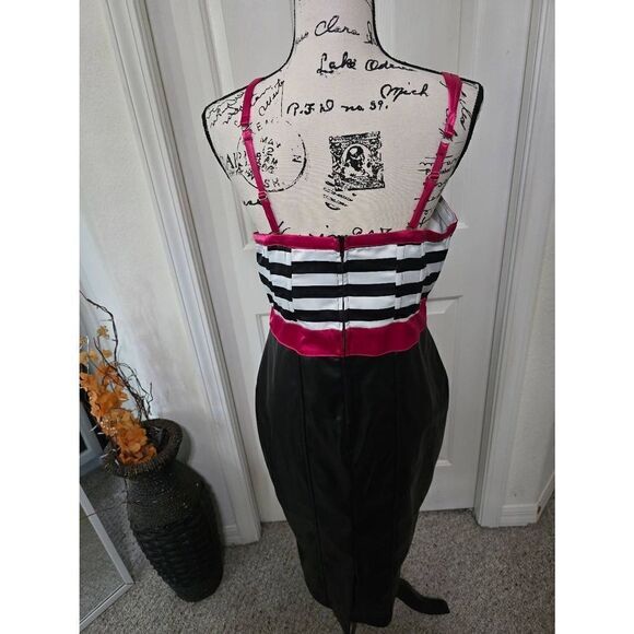 Unique Vintage Betty and Veronica Vegan Leather Dress Size XL - Picture 5 of 8